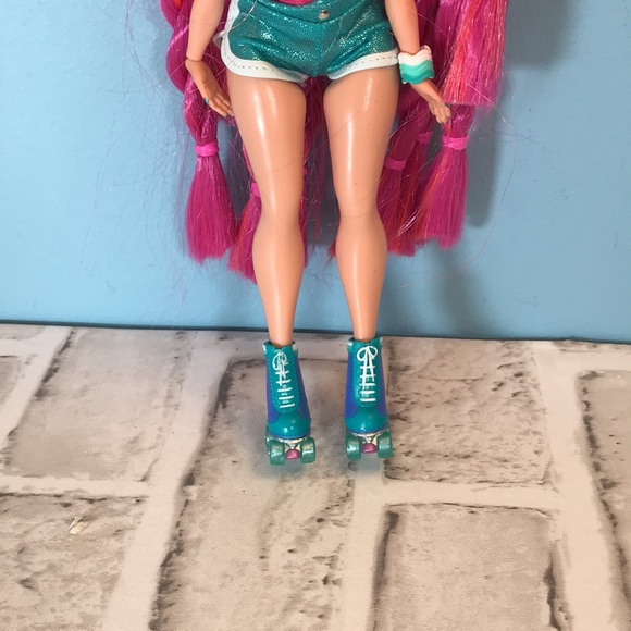 L.O.L. Surprise OMG Roller Chick - Picture 3 of 6